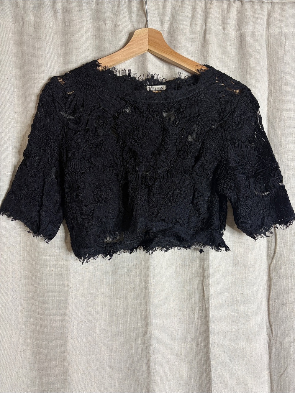 San Joy Black Floral Crochet Crop Top